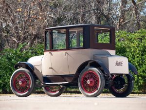 1920 Detroit Electric Model 82