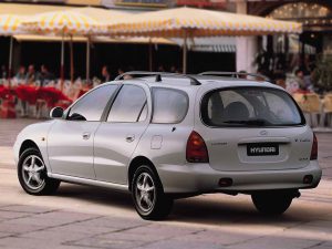 1995 Hyundai Lantra