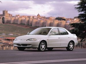 1995 Hyundai Lantra