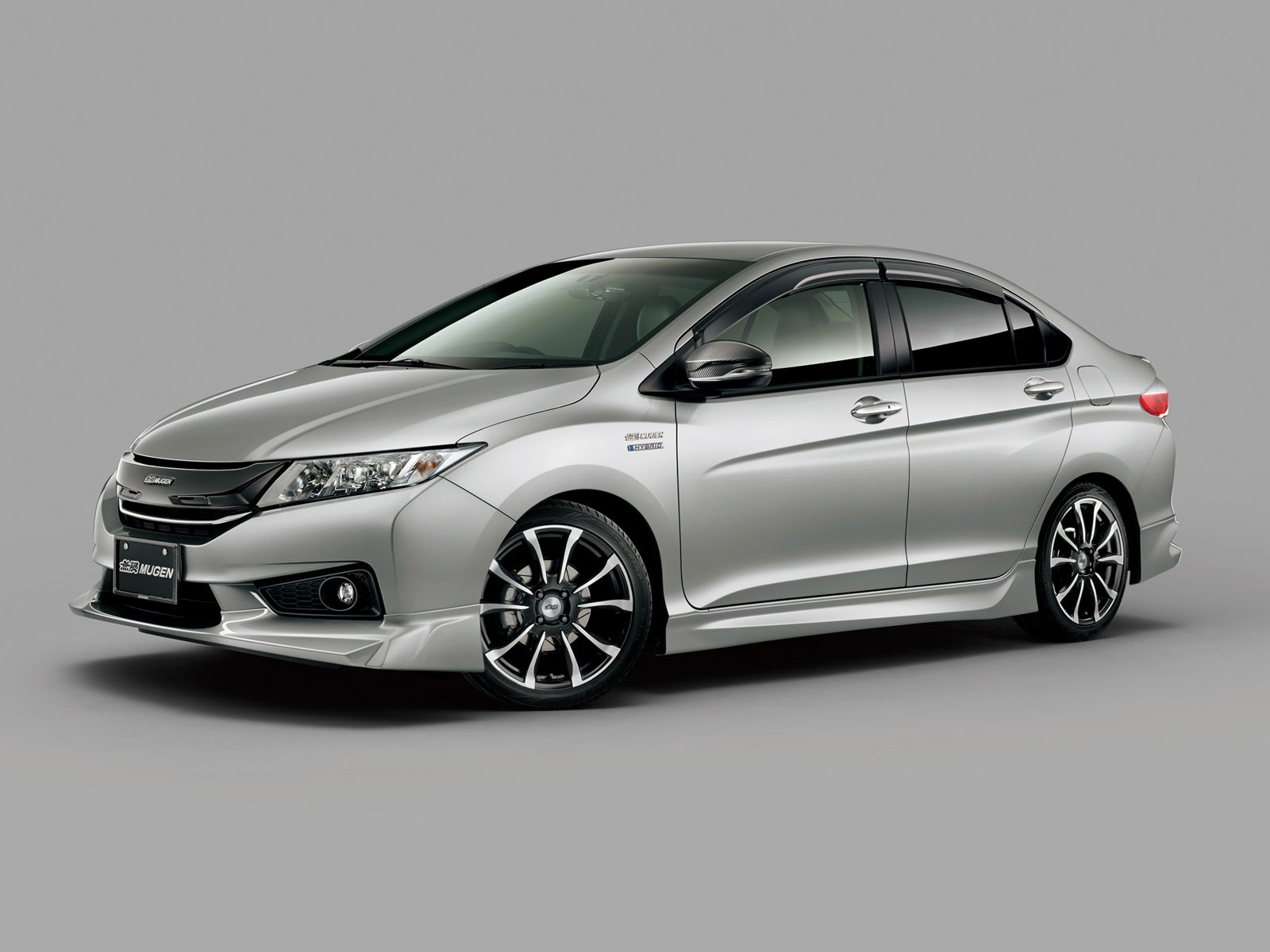 2015 Mugen Honda Grace Hybrid