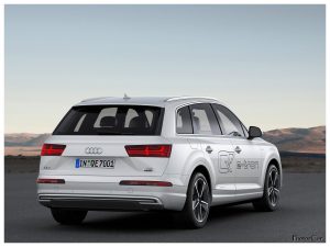 2017 Audi Q7 e-tron 3.0 TDI Quattro