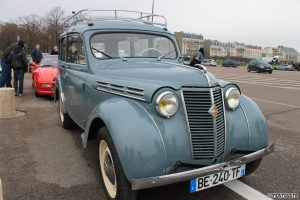 Traversee de Paris 2014 - Renault Juva 4