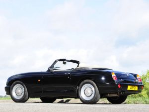 1993 MG RV8