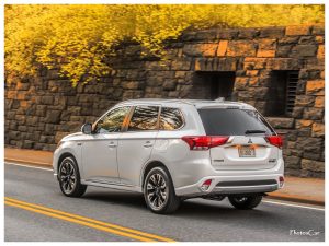 Mitsubishi Outlander PHEV 2017