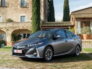 2017 Toyota Prius Plug-in Hybrid