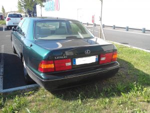 1989 Lexus LS 400