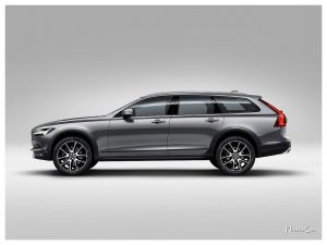 2017 Volvo V90 Cross Country