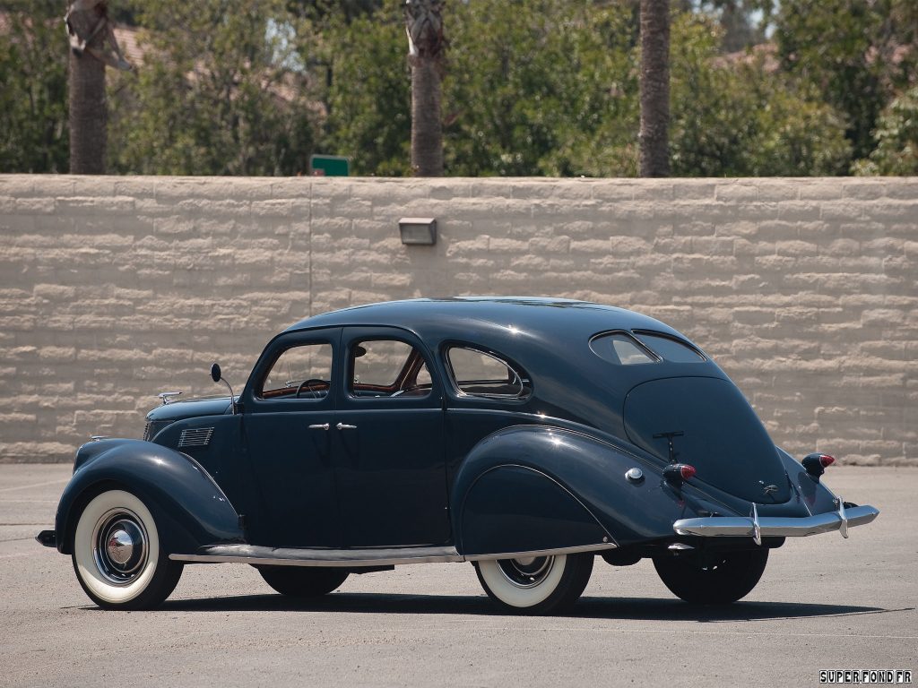 1936 Lincoln Zephyr Sedan1936 Lincoln Zephyr Sedan