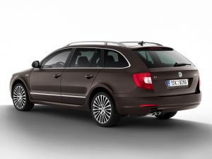 2011 Skoda Superb Combi - Laurin et Klement