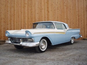 1957 Ford Fairlane 500 Skyliner Retractable Hardtop
