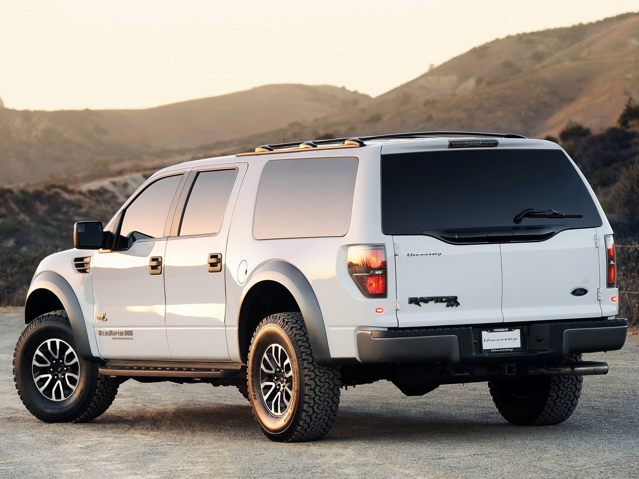 2013 Hennessey - Ford F150 Velociraptor SUV 600
