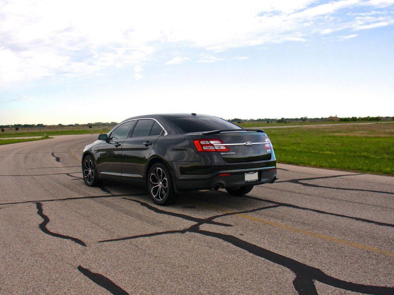 2013 Hennessey - Ford Taurus Sho