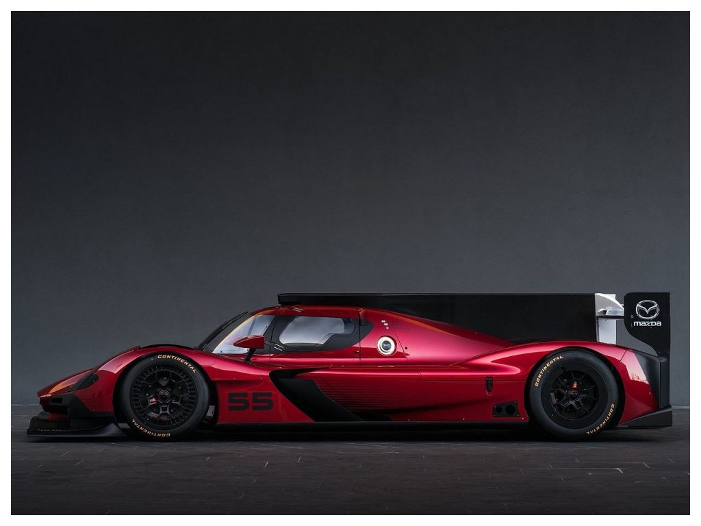 2017 Mazda RT24-P Racecar