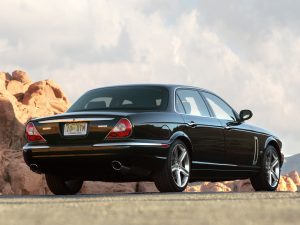 2005 Jaguar XJ Super V8