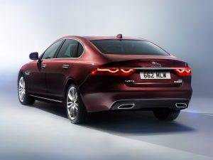 2016 Jaguar XFL