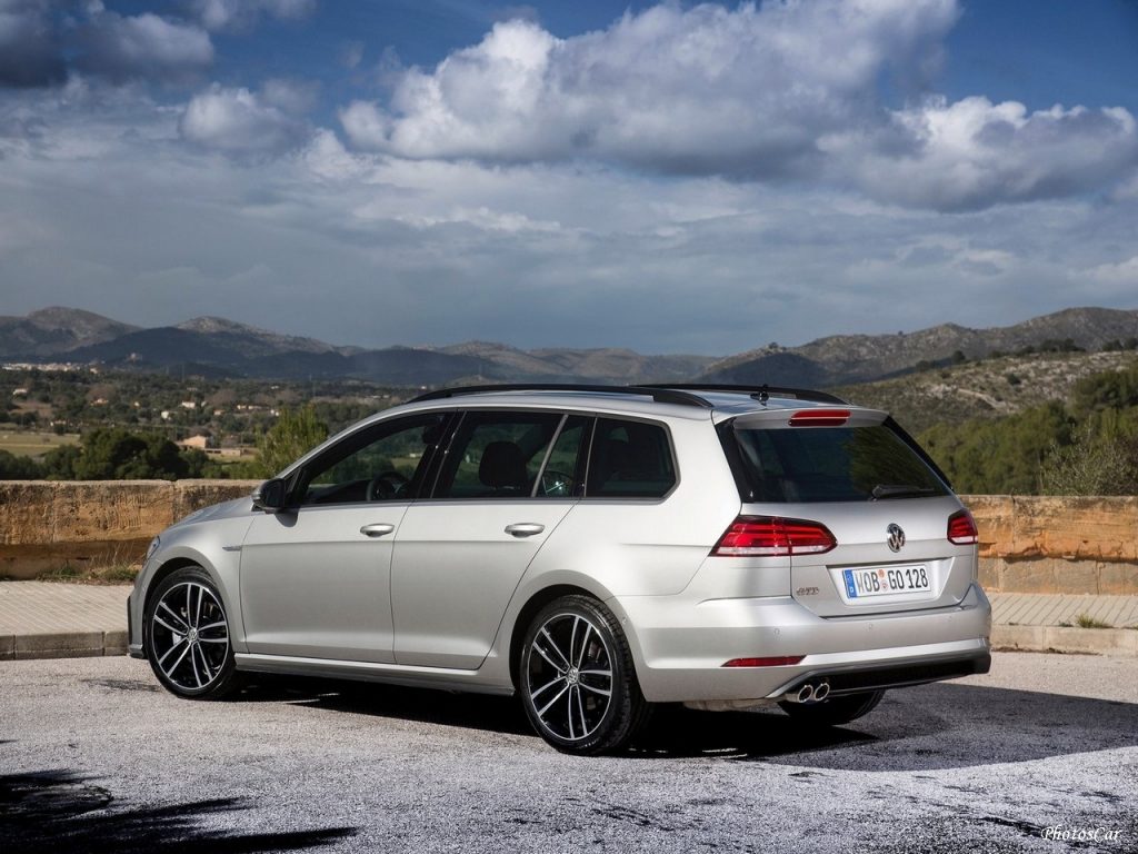 2017 Volkswagen Golf GTD Variant
