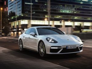 2018 Porsche Panamera Turbo SE Hybrid