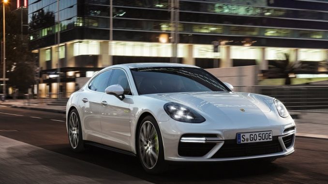 2018 Porsche Panamera Turbo SE Hybrid 2018 Porsche Panamera Turbo SE Hybrid