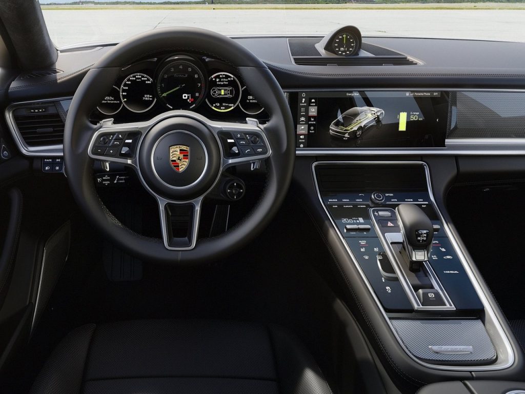 2018 Porsche Panamera Turbo SE Hybrid
