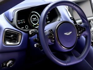 2018 Aston Martin_DB11_V8