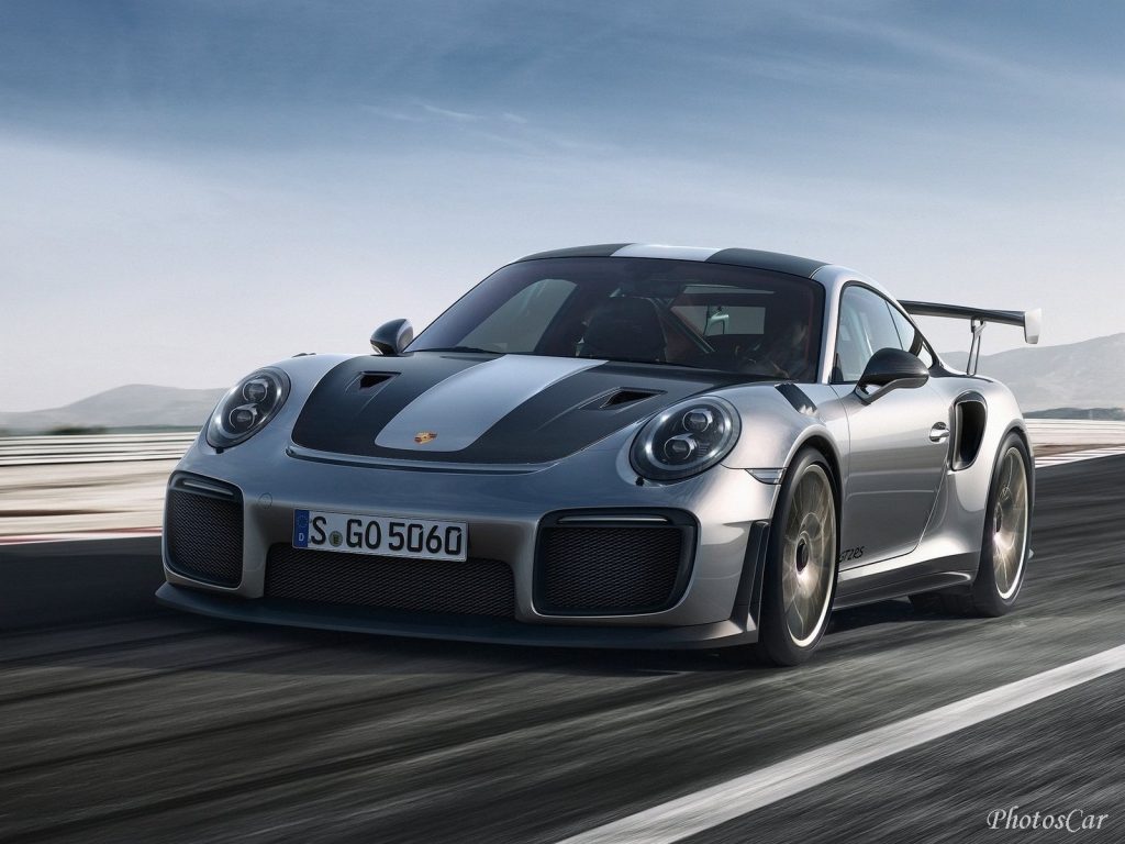 Porsche 911 GT2 RS 2018