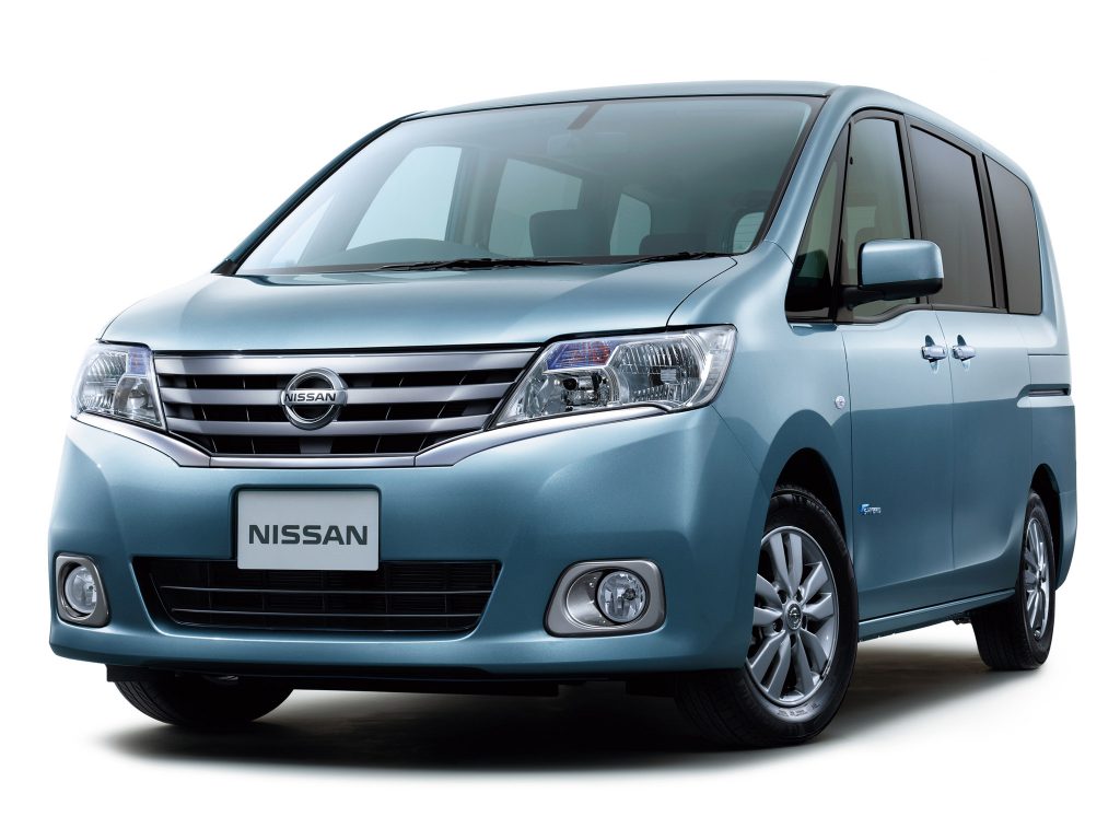 Nissan serena 2012