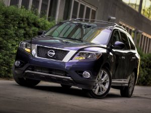 Nissan Pathfinder Platinum USA 2013
