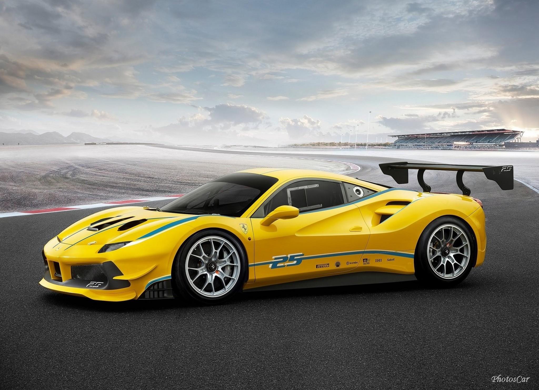 2017 Ferrari 488 Challenge