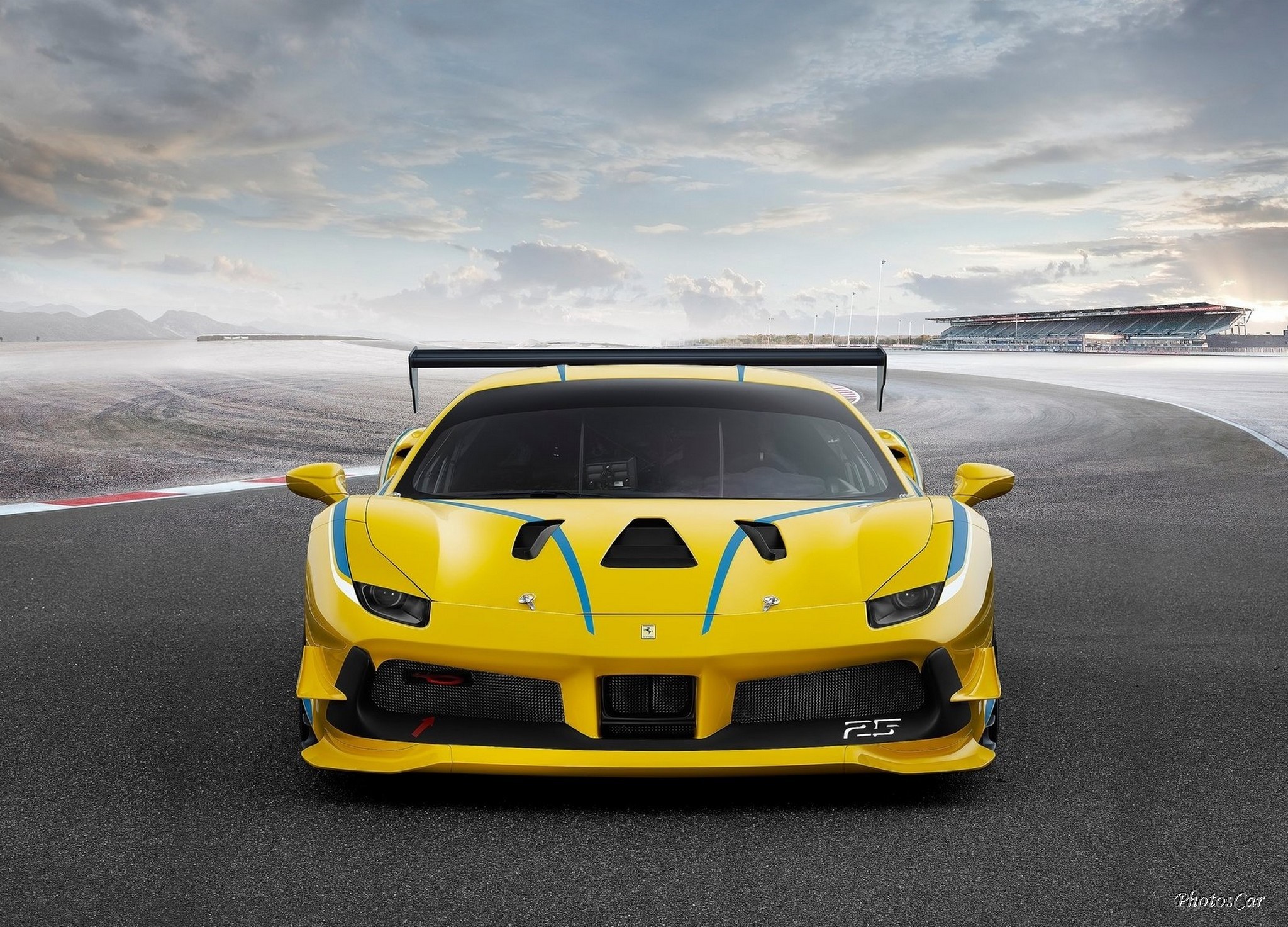 2017 Ferrari 488 Challenge