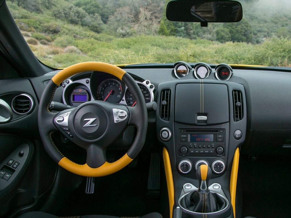 2018 Nissan 370Z Coupe Heritage Edition