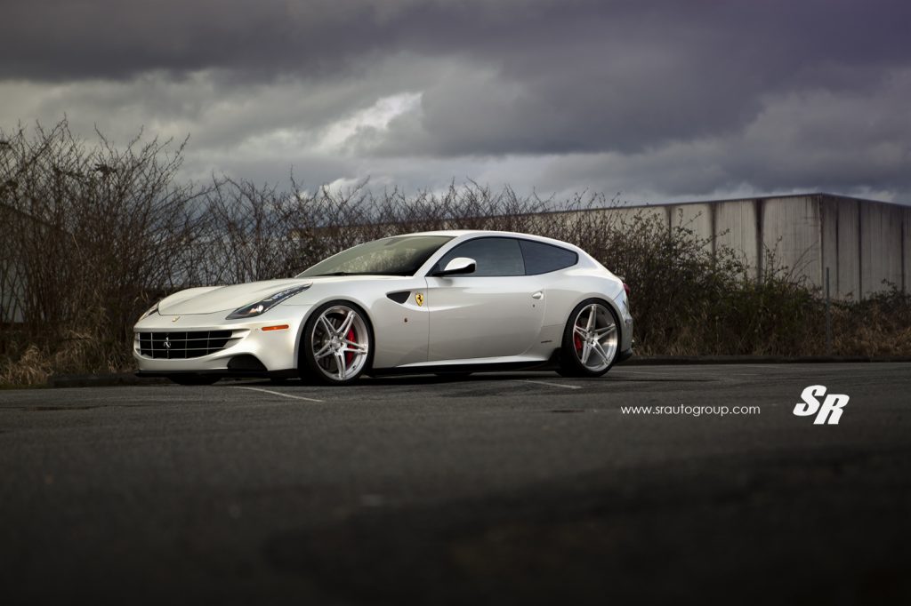 2016 SR Auto Ferrari FF PUR RS10 Serie