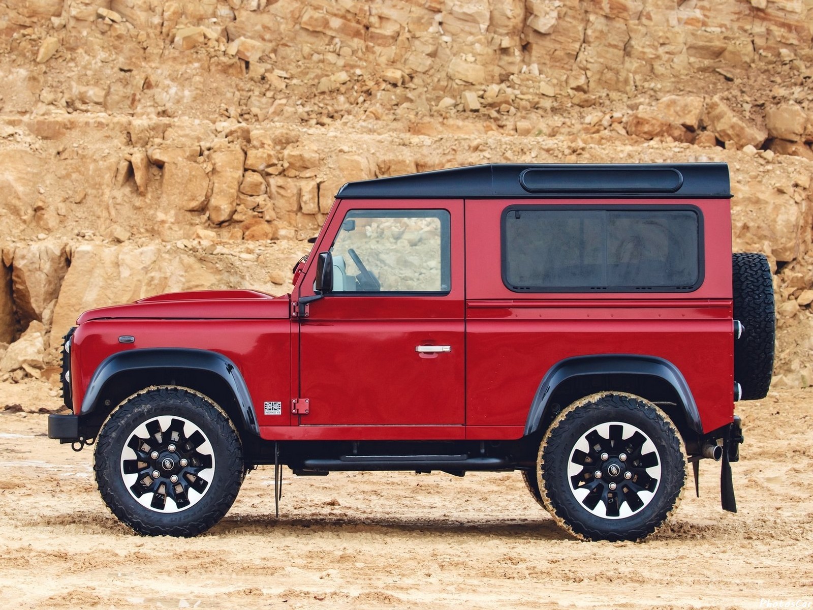 Land Rover Defender Works V8 2018 pour fêter son 70e anniversaire