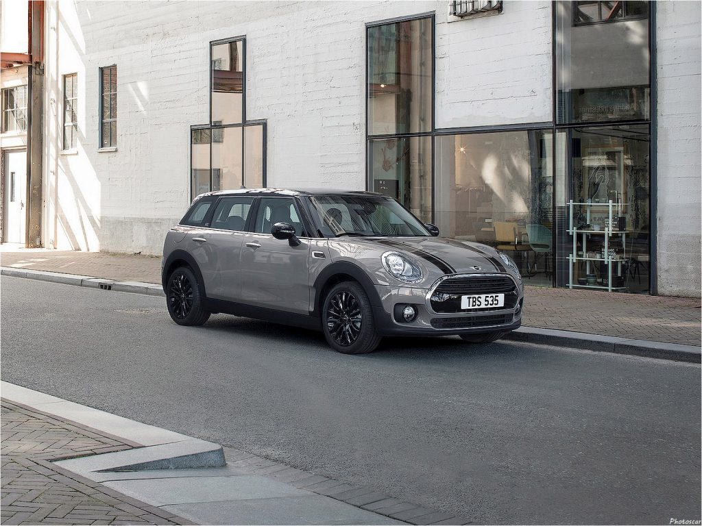 MINI Cooper Clubman Black Pack 2017