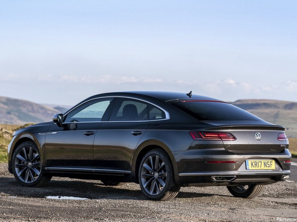 Volkswagen Arteon Version UK 2018