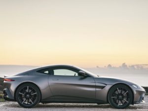 Aston-Martin Vantage Tungsten Silver 2019