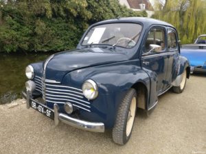 Renault 4CV