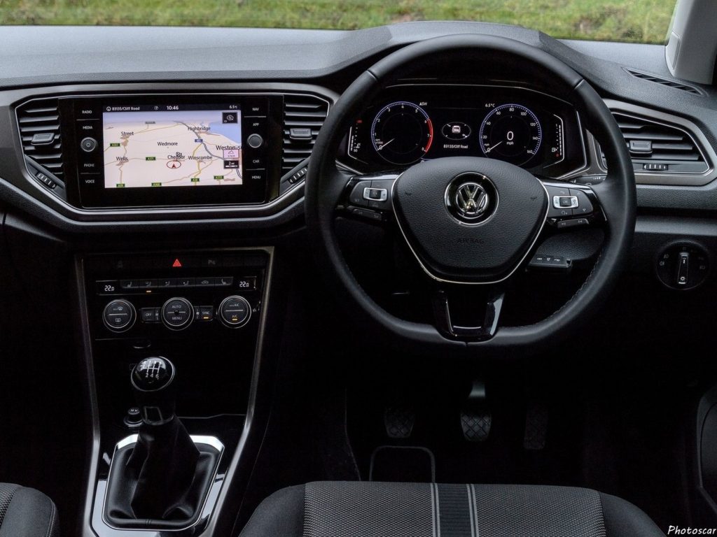 Volkswagen T-Roc UK 2018