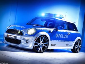 MINI E Police 2010 par AC-Schnitzer