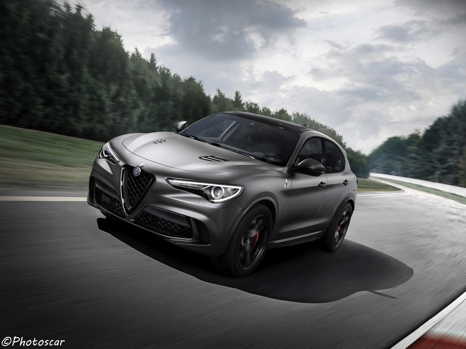Alfa-Romeo Stelvio Quadrifoglio NRING 2018