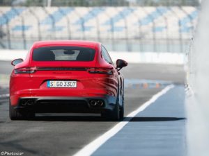 Porsche Panamera GTS 2019