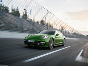 Porsche Panamera GTS Sport Turismo 2019