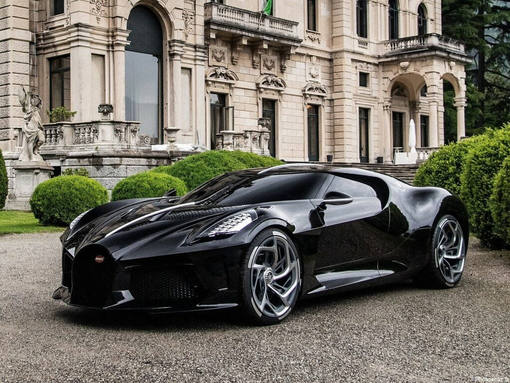 Bugatti La Voiture Noire 2019