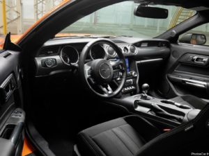 Ford Mustang EcoBoost High Performance Package 2020