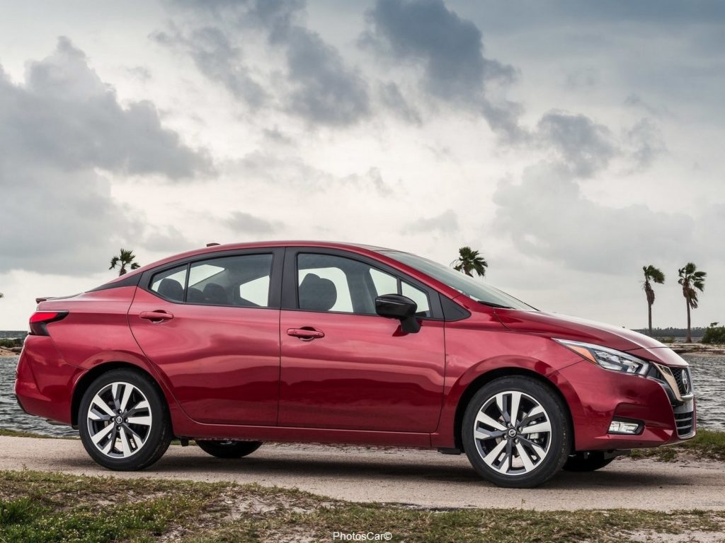 Nissan Versa 2020