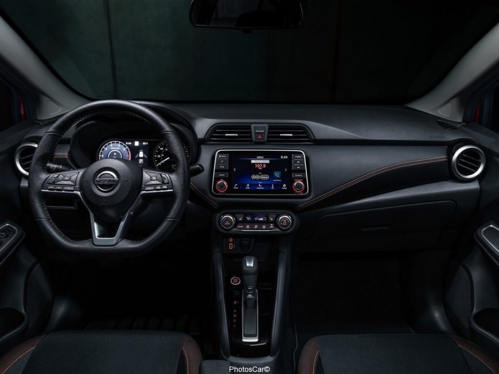 Nissan Versa 2020