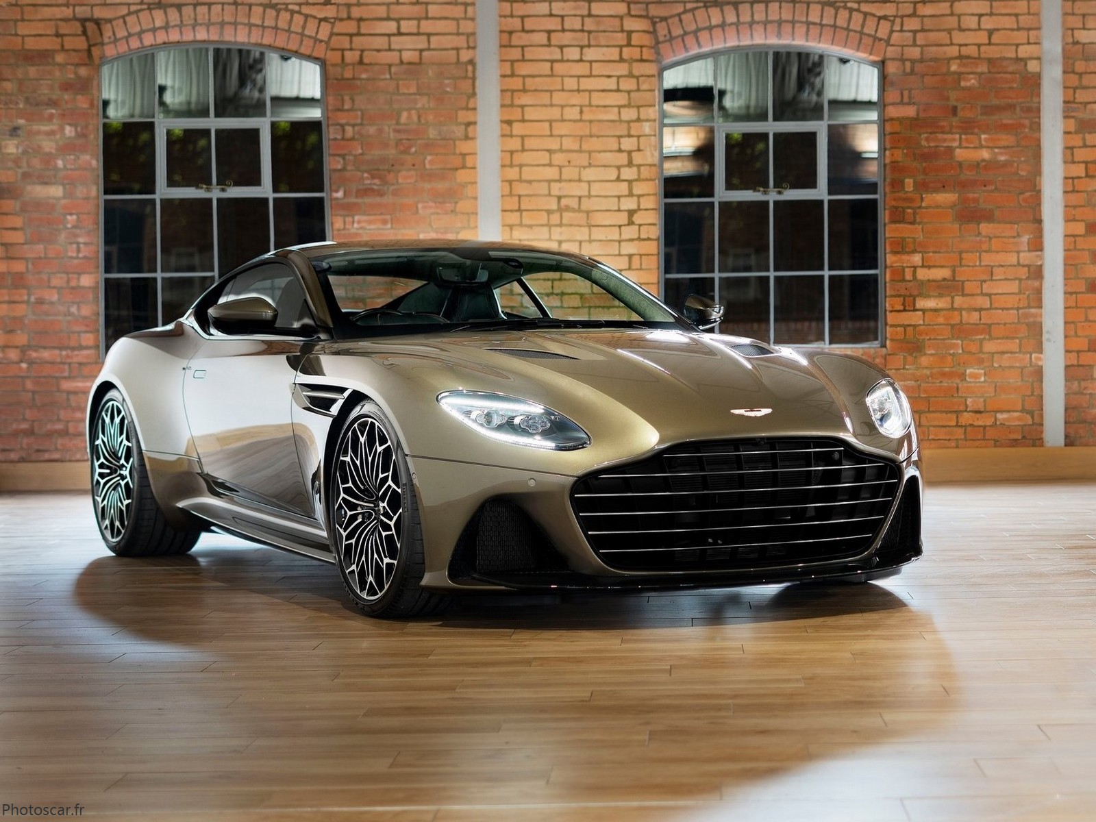 Aston Martin DBS Superleggera OHMSS Edition 2019