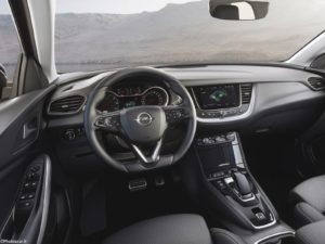 Opel Grandland X Hybrid4 2019
