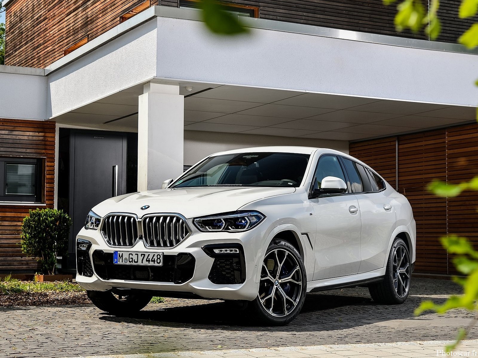 BMW X6 2020 - Nouvelles options de luxe et de techniques