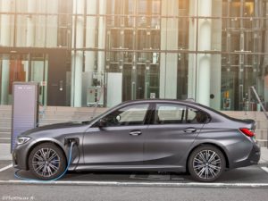 BMW 330e Sedan 2019
