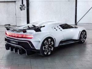 Bugatti Centodieci 2020